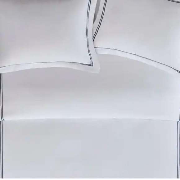 Madison Park Signature Luxury Collection 100% Cotton Sateen Embroidered Duvet - Picture 6 of 14